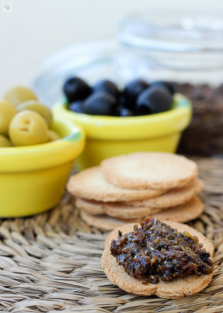 Tapenade con higos secos