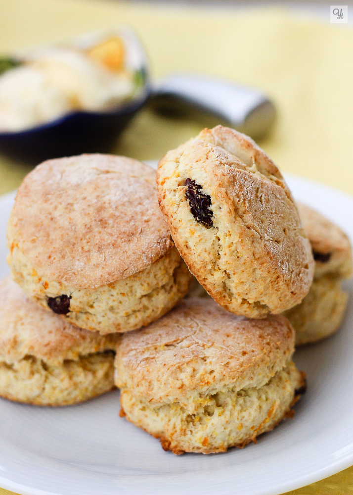 Scones de naranja y arándanos