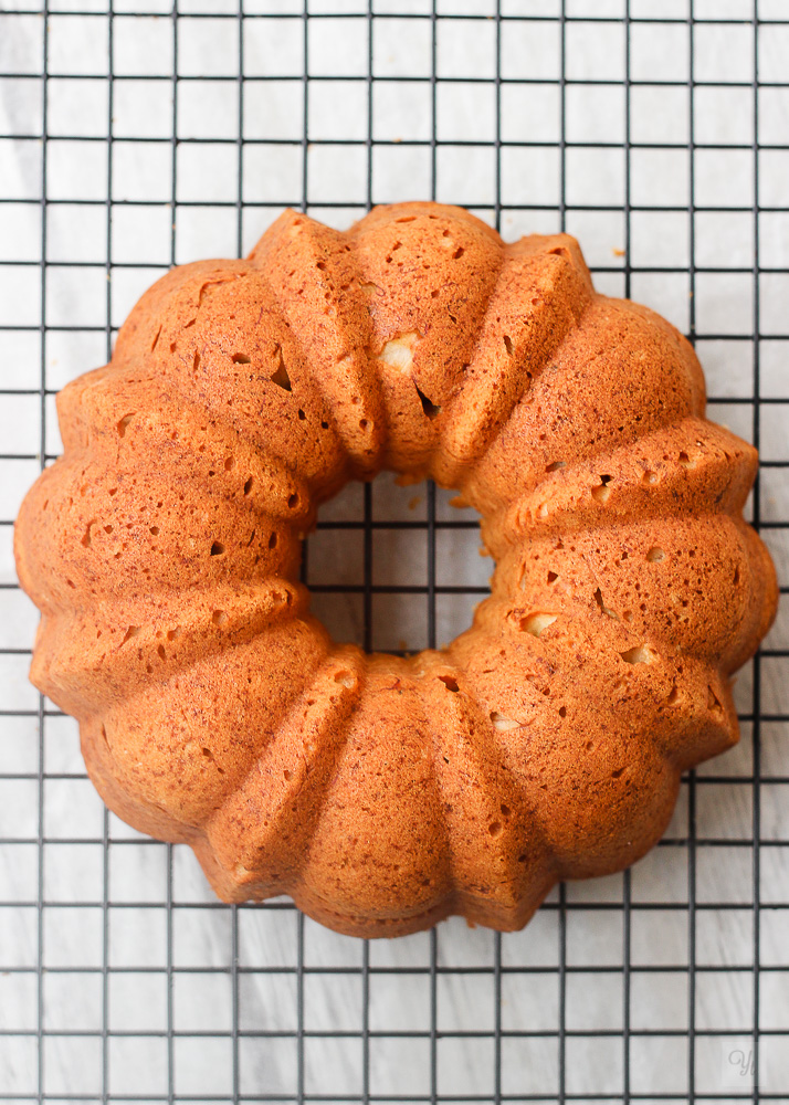 Bundt de plátano y coco