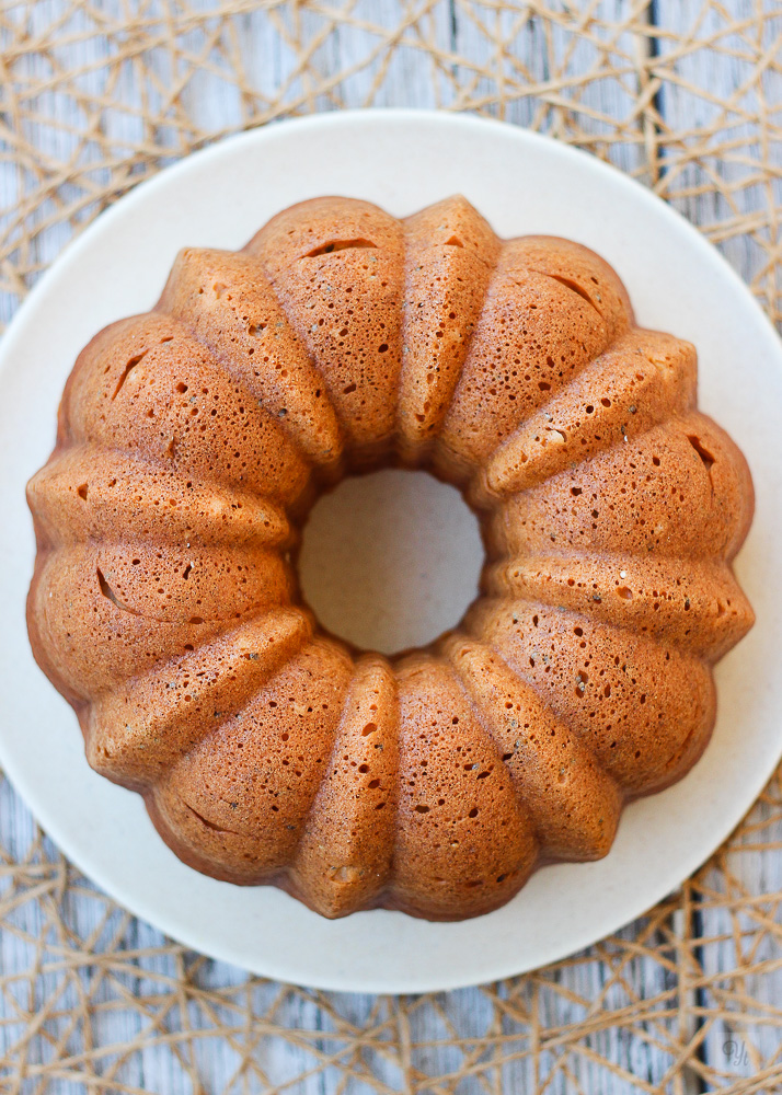 Bundt de queso crema y chía