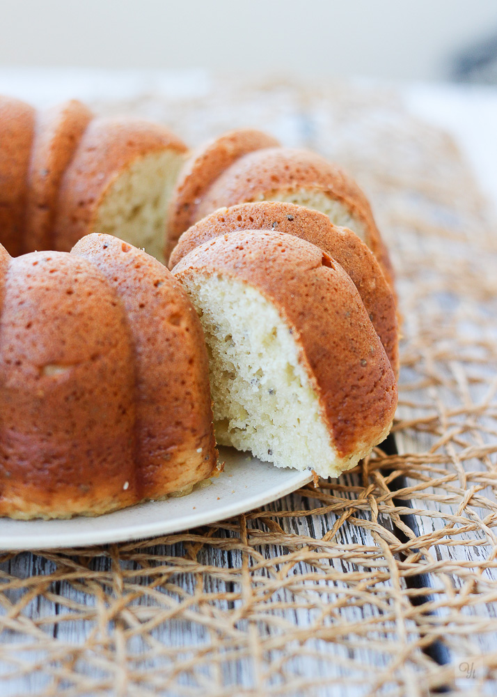 Bundt de queso crema y chía