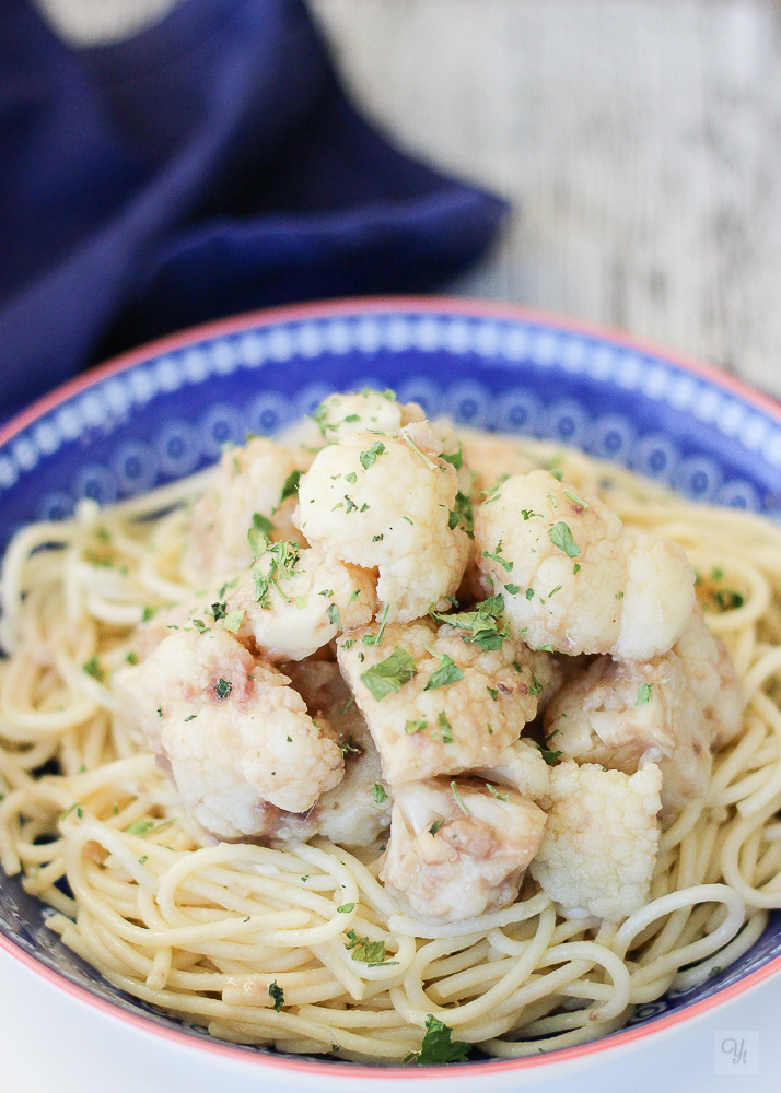 Pasta con coliflor y anchoas