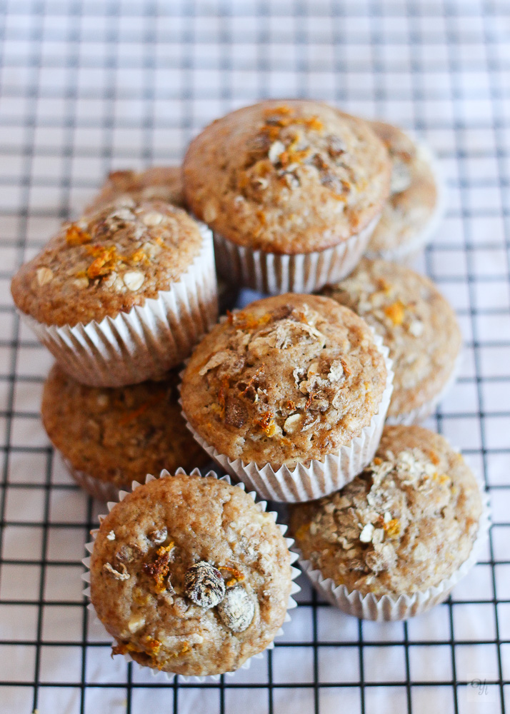 Muffins de muesli, manzana y naranja