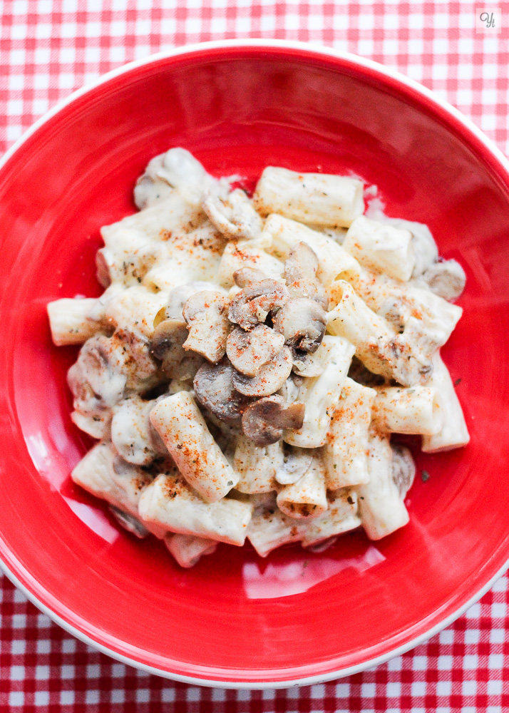 Pasta cremosa con champiñones