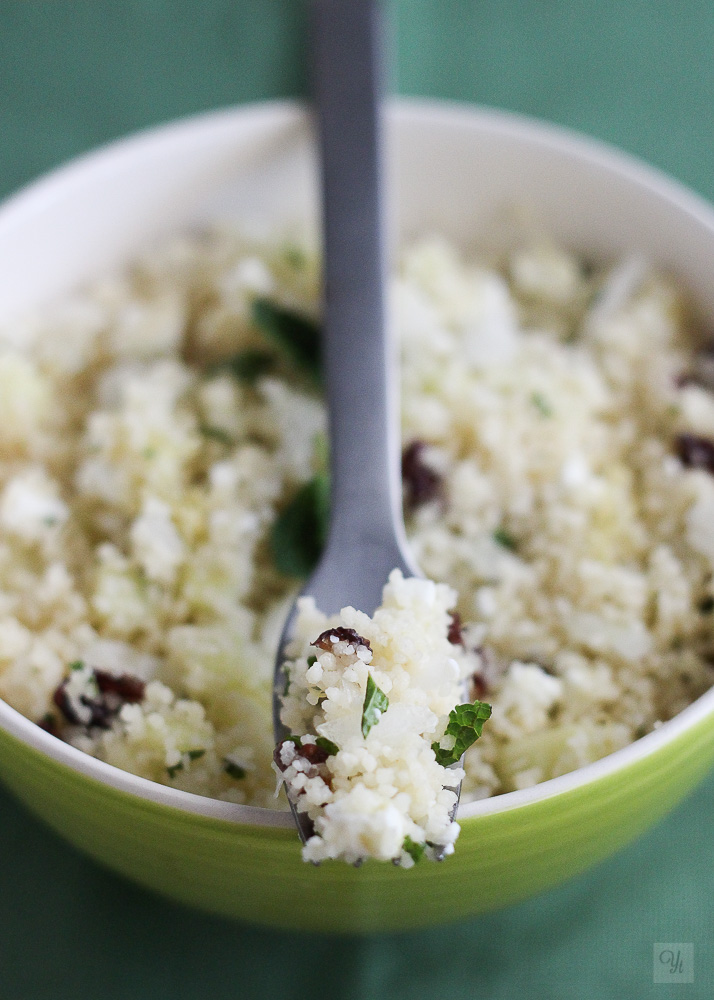 Couscous pepino, feta y pasas