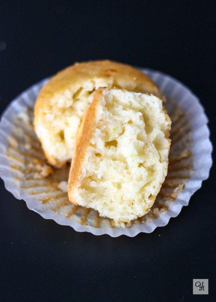 Magdalenas de coco y queso en crema